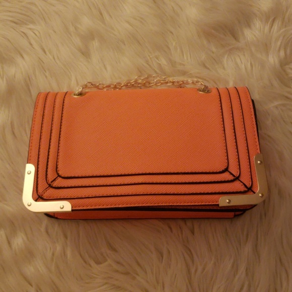 Mile Handbags - Fashion Clutches